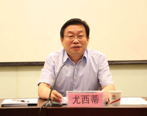 新班子上任一個(gè)月，看他們都忙了些啥？