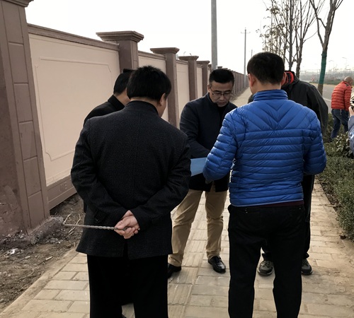 大秦置業(yè)公司：山水逸境項(xiàng)目施工臨建圍墻順利通過竣工驗(yàn)收