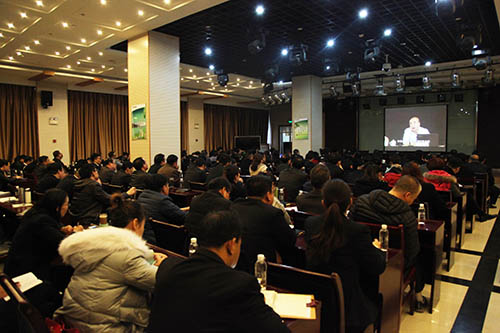 建設(shè)集團(tuán)開展《合同法》、《勞動(dòng)合同法》專題培訓(xùn)