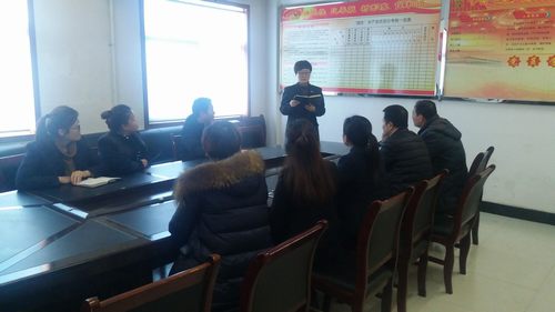 銅煤公司第十二項(xiàng)目部開(kāi)展黨課“大家講”推進(jìn)十九大精神宣貫深入開(kāi)展