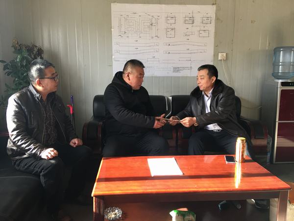 掘進公司認真做好節(jié)前困難職工慰問工作