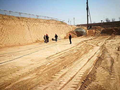 天工公司蒲城清源小區(qū)緊抓施工 順利通過基礎(chǔ)驗槽