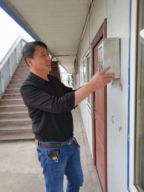 掘進(jìn)公司意見小箱下基層為管理“挑刺”