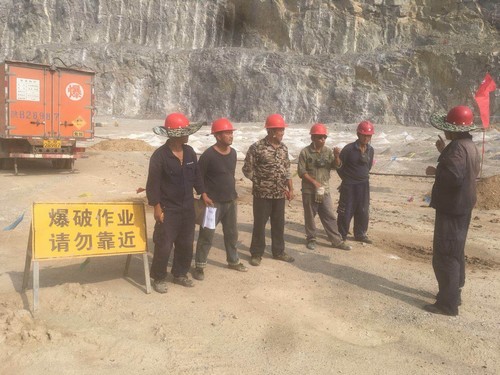 陜煤建設(shè)銅煤公司承建的年產(chǎn)20萬(wàn)噸固體廢物收集、貯運(yùn)及預(yù)處理項(xiàng)目施工工作高效推進(jìn)