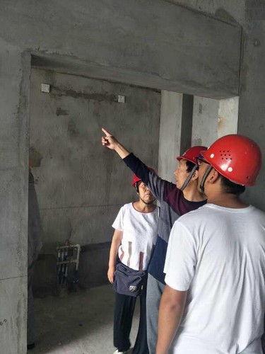 銅煤公司承建的渭南臨渭區(qū)朝陽(yáng)大街拆遷安置小區(qū)A-9、A-10#樓順利完成竣工預(yù)驗(yàn)收