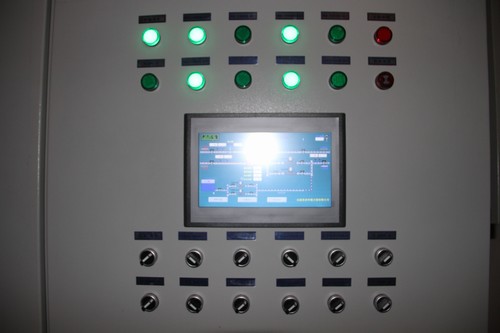 陜煤建設(shè)銅煤公司全力以赴實(shí)現(xiàn)銅煤1#、2#住宅小區(qū)正常供暖