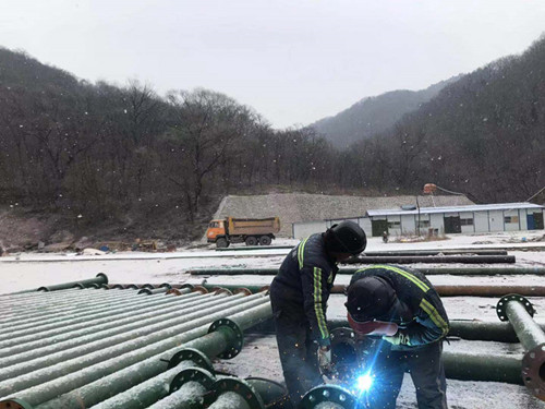 陜西煤建設(shè)機電安裝公司：跨年，我們在井下