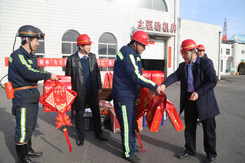 陜煤建設(shè)機電安裝公司：除夕，我和你一起在施工現(xiàn)場