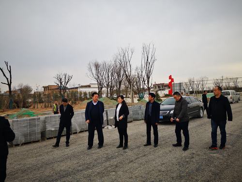 大荔縣副縣長(zhǎng)劉丁一行深入G242大荔縣城過(guò)境段公路建設(shè)項(xiàng)目調(diào)研指導(dǎo)工作