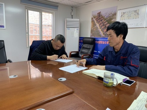 陜煤建設(shè)銅煤公司干部職工立下軍令狀，打好百日會(huì)戰(zhàn)攻堅(jiān)戰(zhàn)