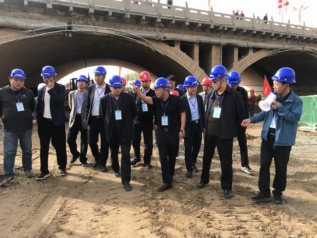 榆林市綏德縣檢查團(tuán)一行蒞臨綏德項目施工現(xiàn)場檢查指導(dǎo)工作