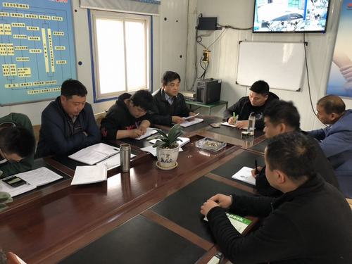 陜煤建設(shè)礦建二公司車村項(xiàng)目部召開青年座談會