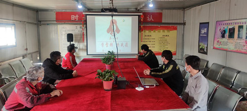 陜煤建設機電安裝公司：學雷鋒，共戰(zhàn)“疫”