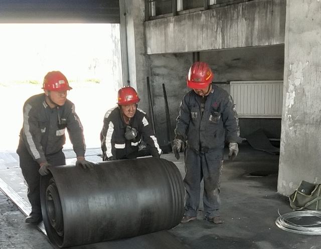 陜煤建設(shè)洗選煤運(yùn)營公司：“五一”，我在這里奮戰(zhàn)