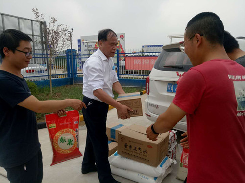 陜煤建設天工公司：中儲糧項目滑模忙，領導關懷送一線