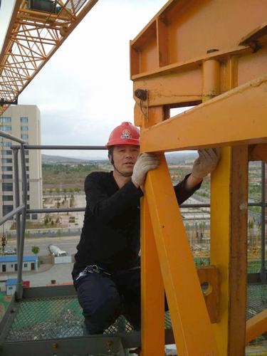 陜煤建設(shè)銅煤公司設(shè)備租賃站多措施加強設(shè)備設(shè)施管理助力施工會戰(zhàn)有序推進(jìn)