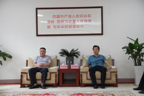 寧興剛、贠公法赴銅川礦業(yè)公司走訪交流棚戶區(qū)改造工程建設(shè)及后續(xù)工作