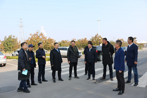 咸陽(yáng)公路管理局副局長(zhǎng)郭閩榕蒞臨川耀PPP項(xiàng)目檢查指導(dǎo)工作