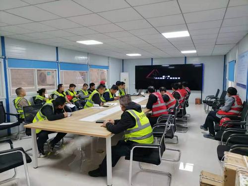陜煤建設(shè)銅煤公司基層項(xiàng)目部加快搭建安全信息化數(shù)字平臺不斷提升安全管理能力