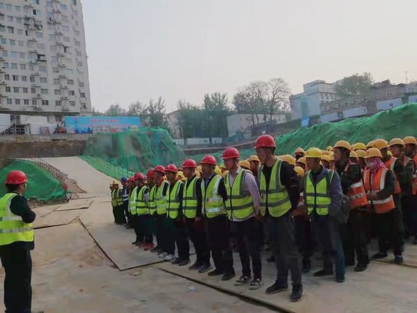 陜煤建設(shè)韓城分公司土建二項(xiàng)目部：“三查”行動讓勞務(wù)工安心、暖心、舒心每一天