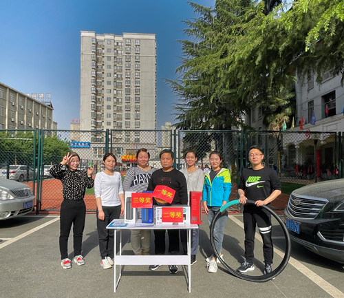 陜煤建設(shè)智慧泊車：五四青年喜迎十四運(yùn)，趣味運(yùn)動會精彩上演