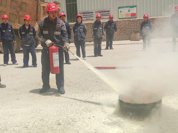 陜煤建設洗選煤運營公司銅川制沙運營項目部：消防演練促安全，防火意識記心間