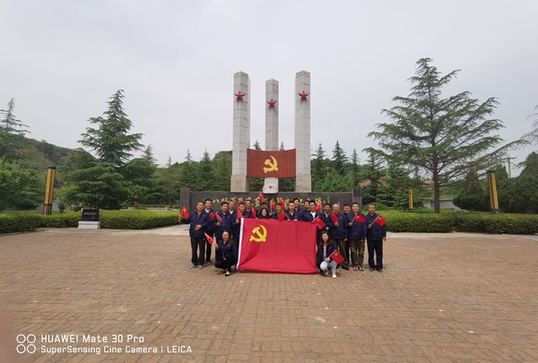 陜煤建設(shè)韓城分公司安裝六項目部開展“永遠跟黨走”群眾性主題宣傳教育活動