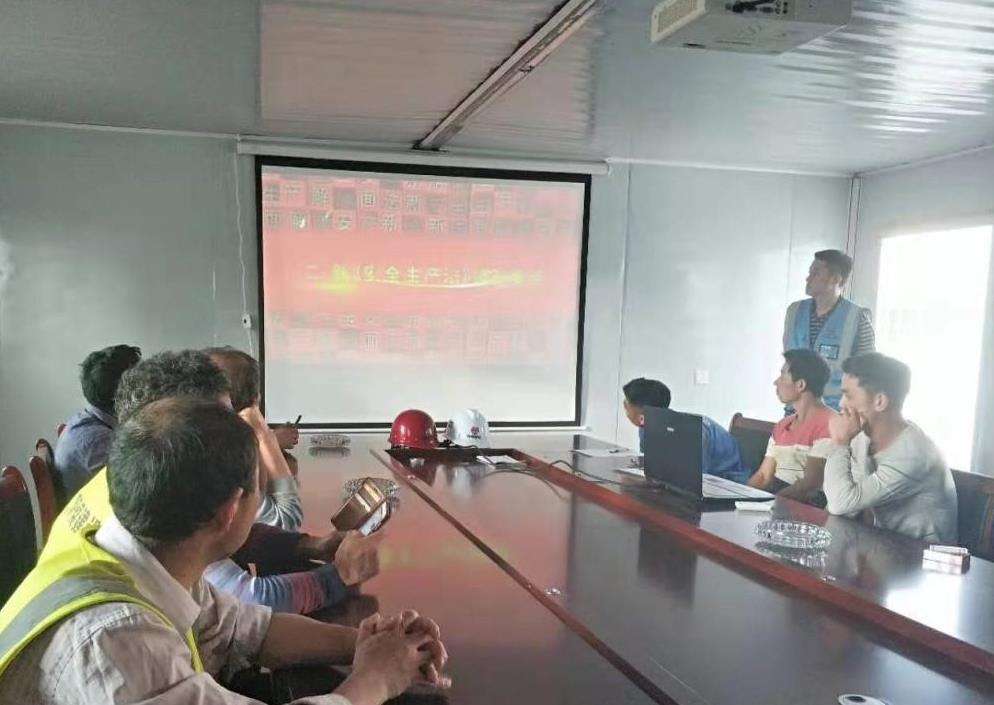 陜煤建設(shè)綠宇公司第十二項(xiàng)目部：提高安全防范意識(shí)，切實(shí)加強(qiáng)安全管理