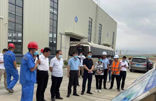 陜西省人大財經(jīng)委主任委員、財經(jīng)工委主任李健一行蒞臨榆林市杭蕭綠色鋼結(jié)構(gòu)產(chǎn)業(yè)制造基地項目調(diào)研指導(dǎo)