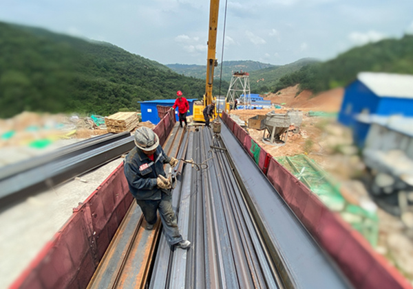 陜煤建設(shè)礦建三公司崔木項(xiàng)目部：立秋不見秋，高溫下繼續(xù)堅(jiān)守