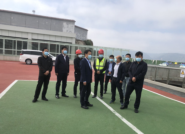 彬州市市長陳加寶、副市長馮永勝蒞臨銀西高鐵彬州站前廣場項目調(diào)研指導(dǎo)