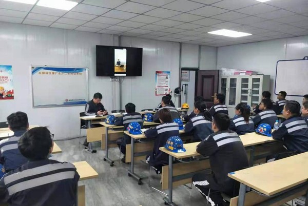陜煤建設(shè)洗選煤運營公司第三項目部：創(chuàng)新班前會模式，筑牢安全“第一道防線”
