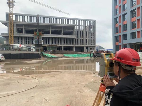 “國慶節(jié)”，他們在施工一線這樣過
