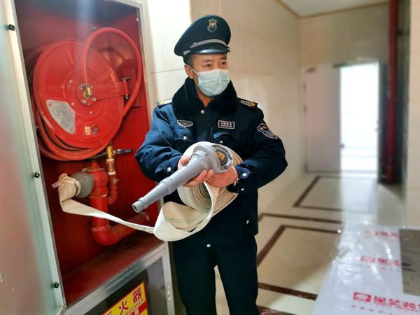 建設集團大秦置業(yè)公司：筑牢安全防火墻，為小區(qū)保駕護航