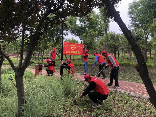 陜煤建設(shè)澄合分公司發(fā)揚志愿服務(wù)精神助力環(huán)境保護(hù)