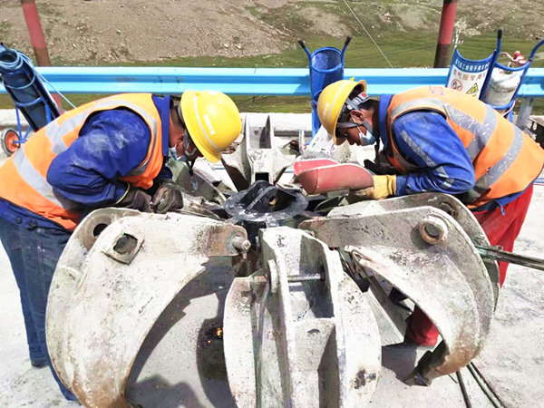 陜煤建設(shè)礦建三公司：勞動(dòng)競(jìng)賽熱潮涌 奮勇?tīng)?zhēng)先逐浪高