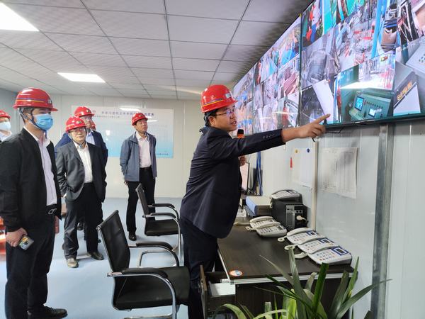 陜煤建設(shè)組織所屬礦建單位赴陜煤建設(shè)礦建二公司文家坡項(xiàng)目部開展對標(biāo)學(xué)習(xí)活動