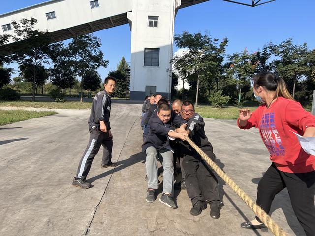 心的凝聚，力的較量