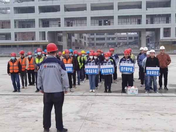 陜煤建設(shè)咸陽分公司各項(xiàng)目部抓消防安全，保高質(zhì)量發(fā)展