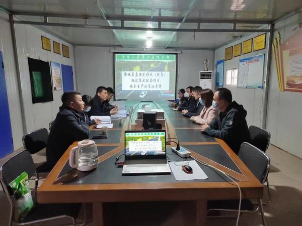 陜煤建設(shè)澄合分公司承建的澄城縣移民搬遷商業(yè)配套項(xiàng)目順利通過安全生產(chǎn)標(biāo)準(zhǔn)化評估驗(yàn)收