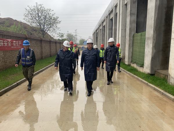 陜煤建設(shè)銅煤公司：積極應(yīng)對極端天氣 護航安全生產(chǎn)