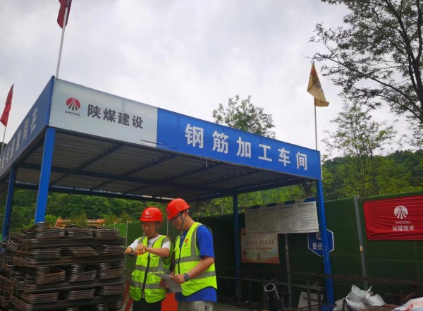 陜煤建設(shè)咸陽分公司：以老帶新育人才，深入實踐促提升