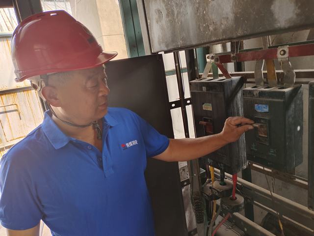 陜煤建設(shè)韓城分公司安裝四項(xiàng)目部：讓“愛(ài)”連接家庭，用“心”鎖緊安全