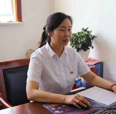 耕好黨建責(zé)任田?奮進(jìn)實干做貢獻(xiàn)