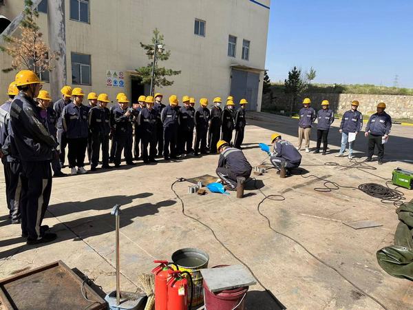 陜煤建設(shè)洗選煤運(yùn)營公司神渭首端運(yùn)營項目部：雙管齊下，打好素質(zhì)提升組合拳