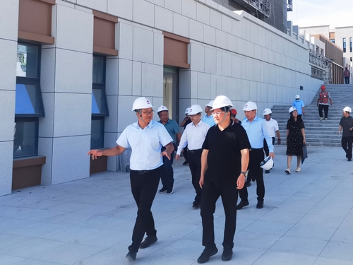 陜西省審計(jì)廳黨組成員、副廳長牟軍利一行蒞臨中共榆林市委黨校新校區(qū)建設(shè)項(xiàng)目檢查指導(dǎo)工作
