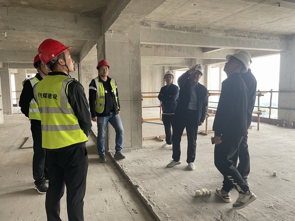 陜煤建設銅煤公司第二項目部與陜煤建設西北分公司加強精細化對標，共同提升項目管理水平