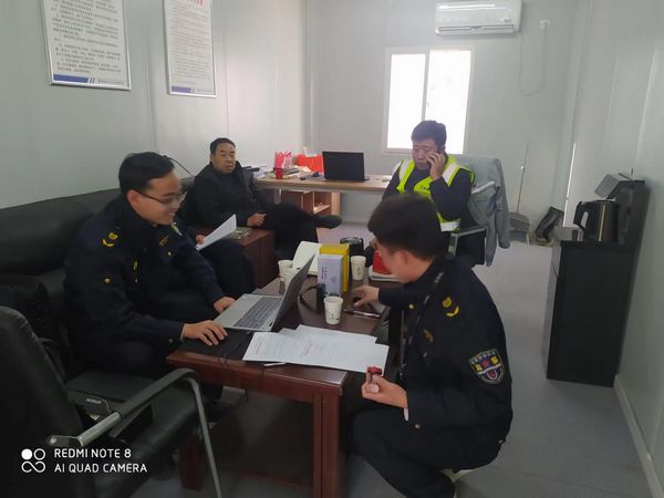 神木市人力資源和社會保障局勞動保障監(jiān)察大隊來陜煤建設(shè)天工公司土建四部檢查指導工作