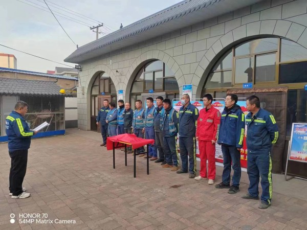 陜煤建設(shè)機(jī)電安裝公司涼水井項(xiàng)目部：消防演練，拉起心中的防火線！