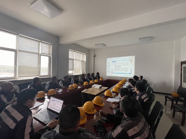 陜煤建設(shè)洗選煤運營公司神渭首端運營項目部： 多措并舉 人才培養(yǎng)不停歇